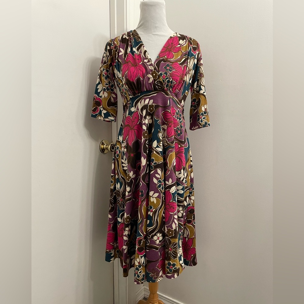 Funky retro maternity dress